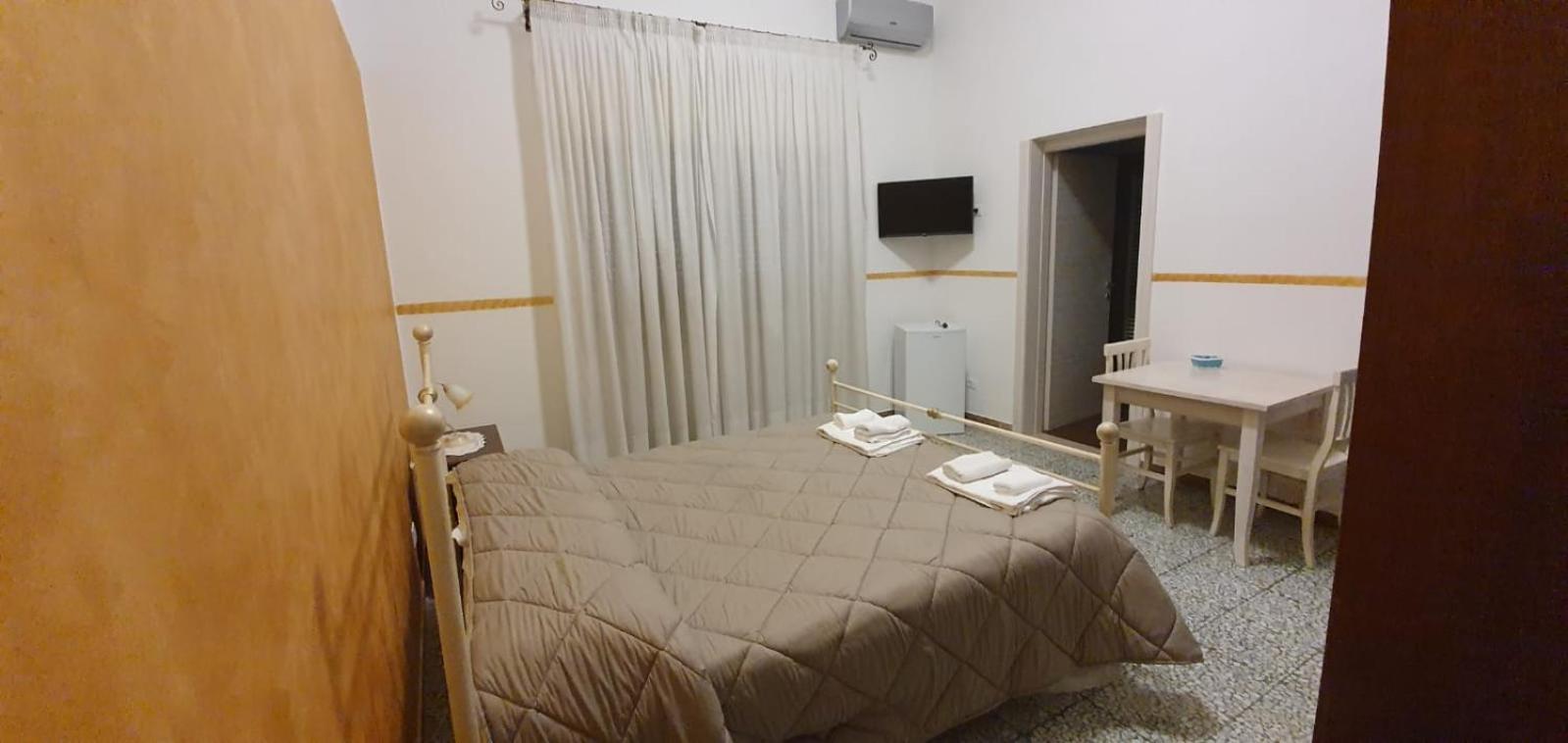 B&B Da Mino Grottaglie Habitación foto